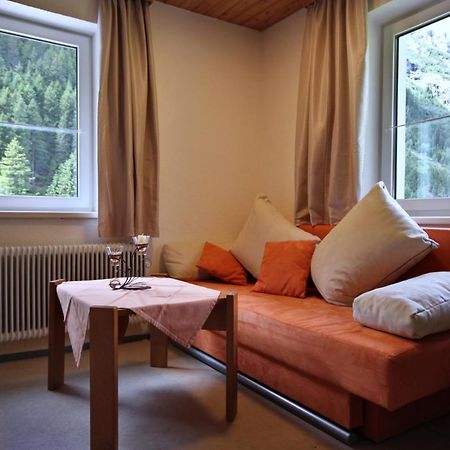 Apart Montana Sankt Leonhard im Pitztal Bagian luar foto