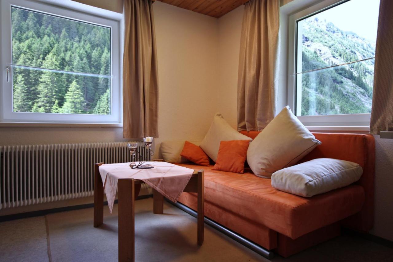Apart Montana Sankt Leonhard im Pitztal Bagian luar foto
